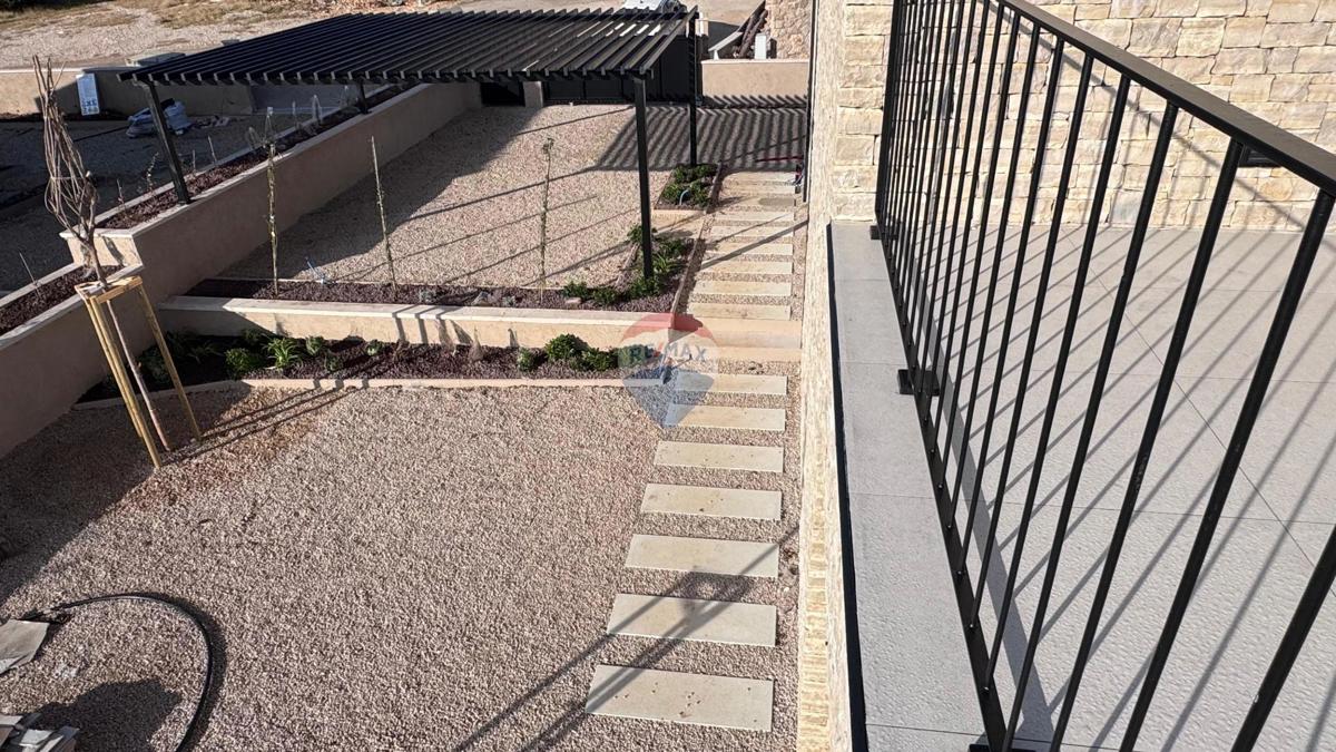 Hiša Garica, Vrbnik, 230m2