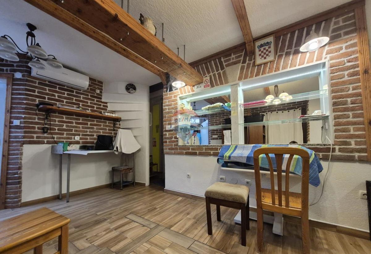 Poslovni prostori Novi Vinodolski, 36m2