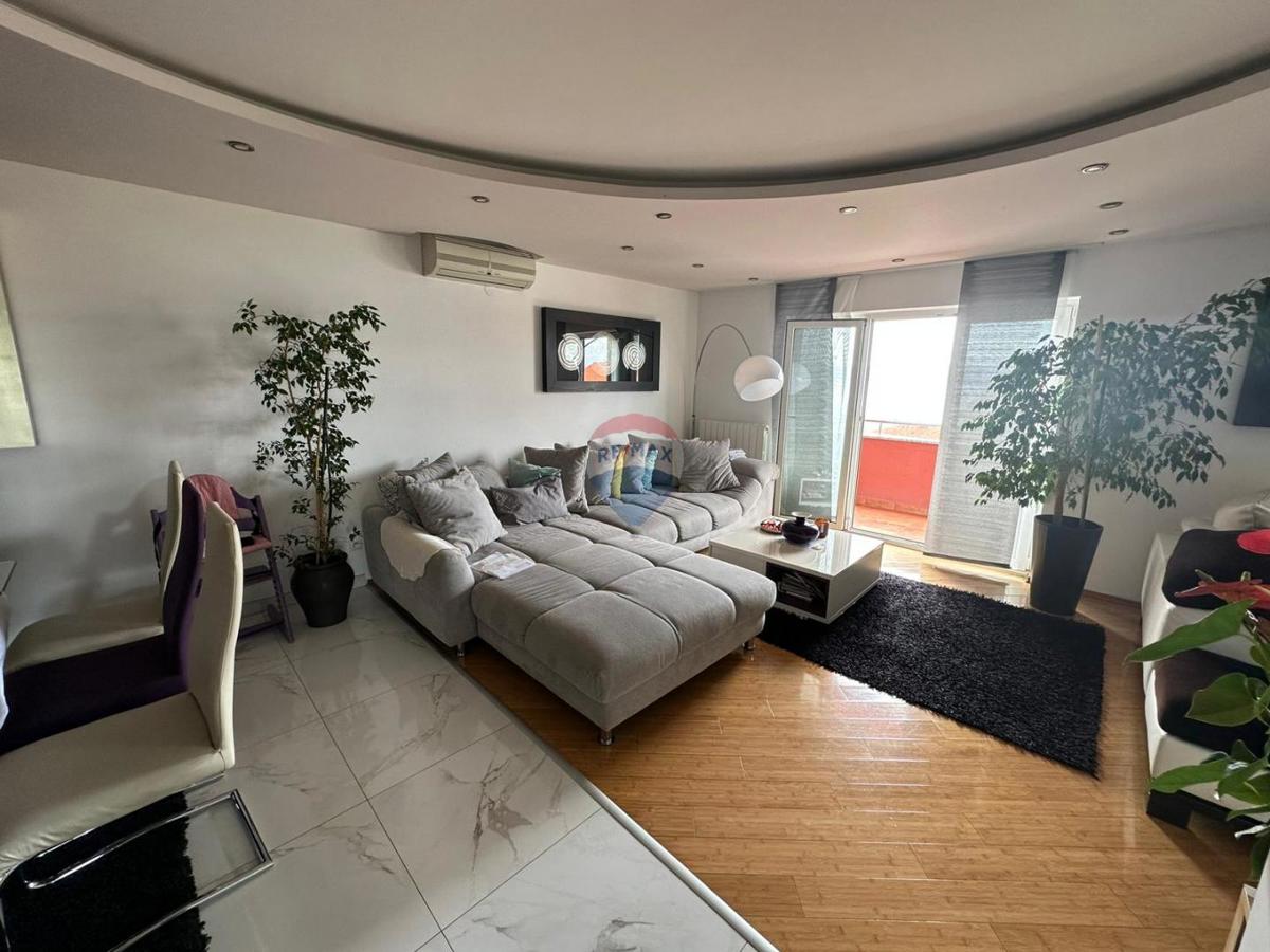 Crikvenica – prostorno trisobno stanovanje za družinsko življenje