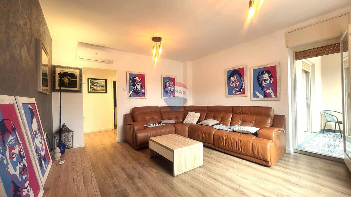 Stanovanje/Apartma Umag, 73,39m2