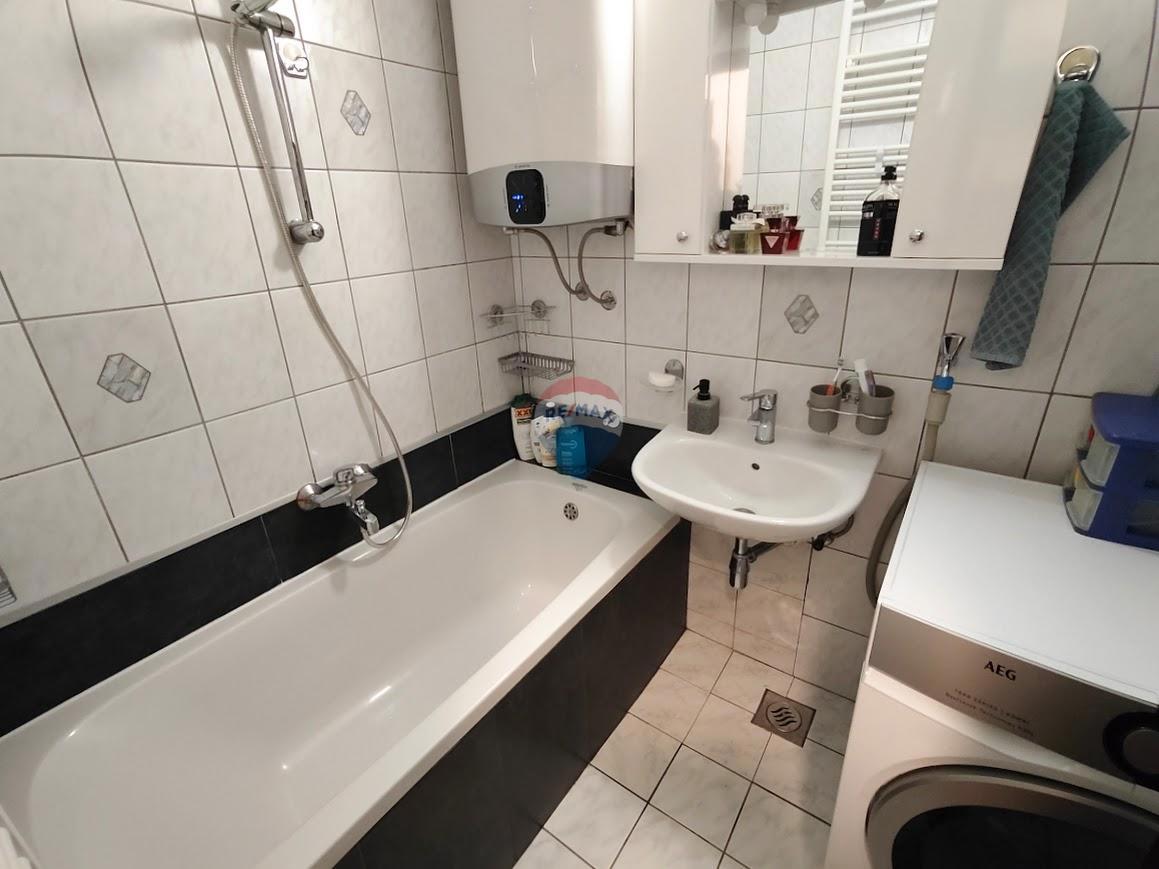 Stanovanje/Apartma Grabrik, Karlovac, 64m2