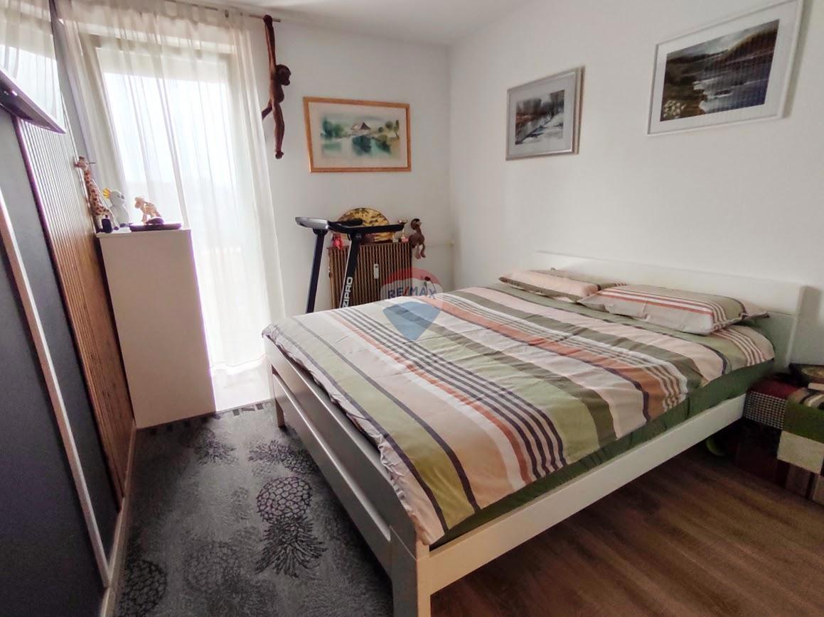 Stanovanje/Apartma Grabrik, Karlovac, 64m2