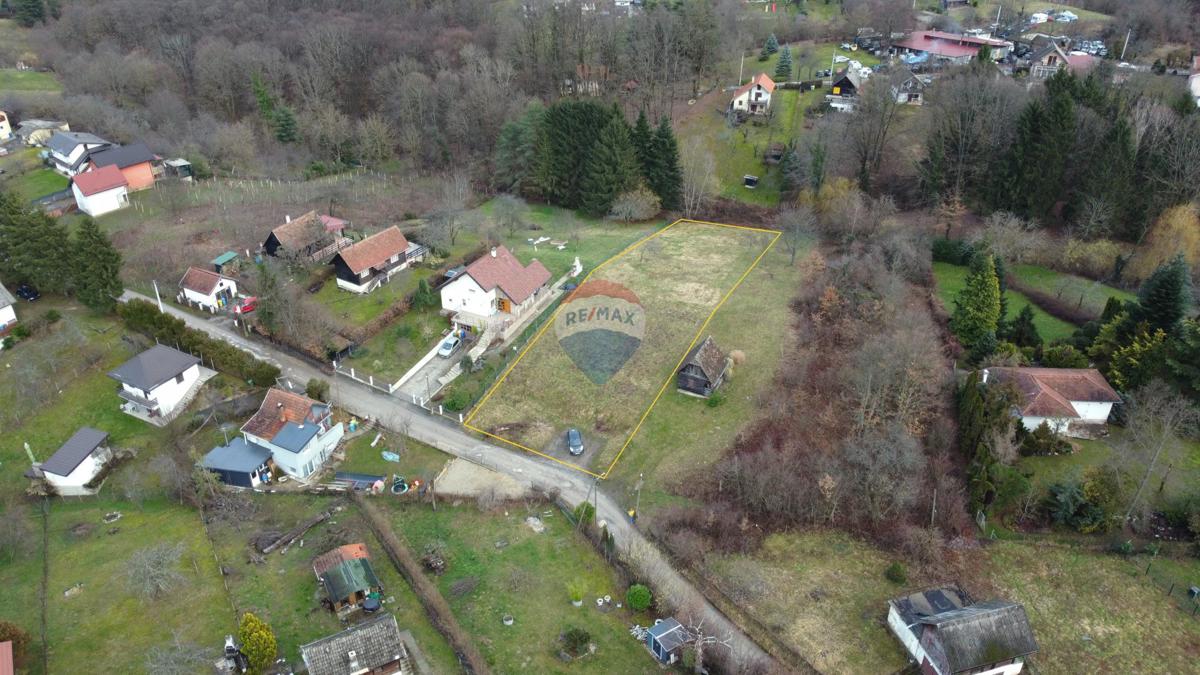 Stavbno zemljišče Velika Buna, Velika Gorica - Okolica, 1.956m2