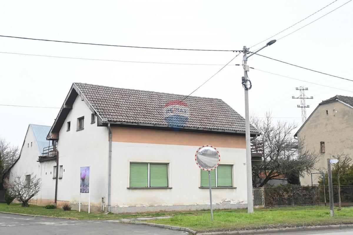 Hiša Garešnica, 140m2