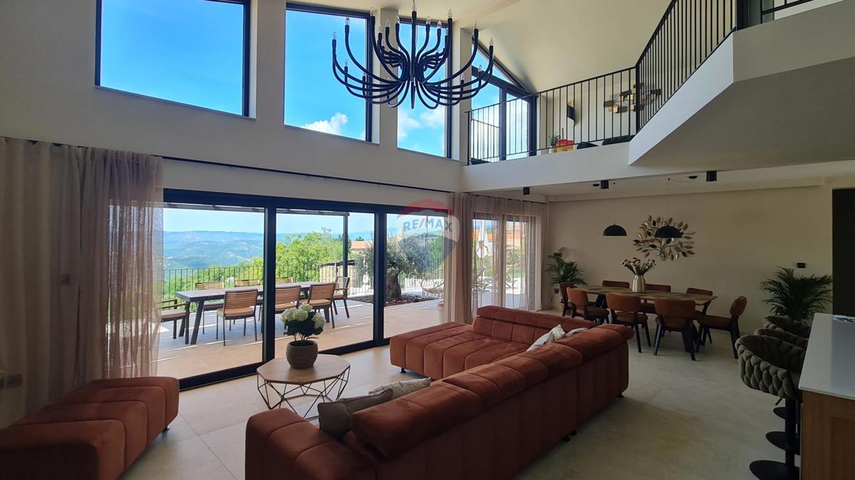 Hiša Zamask, Pazin - Okolica, 240m2