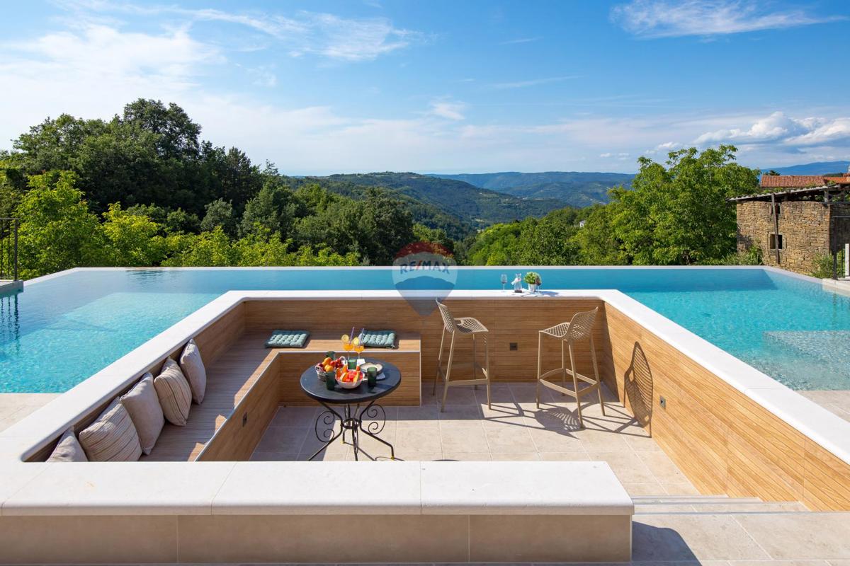 Hiša Zamask, Pazin - Okolica, 240m2