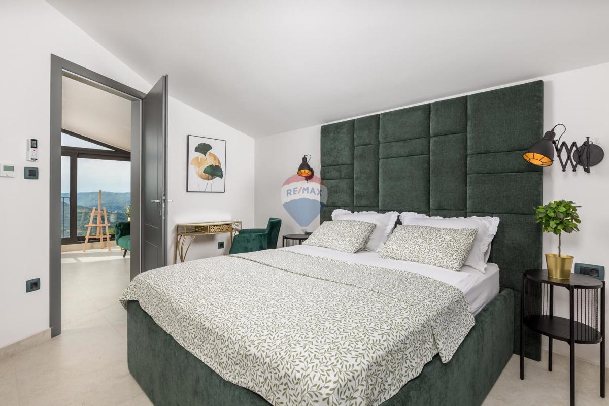 Hiša Zamask, Pazin - Okolica, 240m2