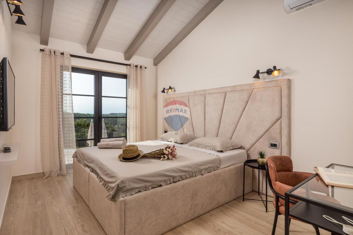 Hiša Zamask, Pazin - Okolica, 240m2