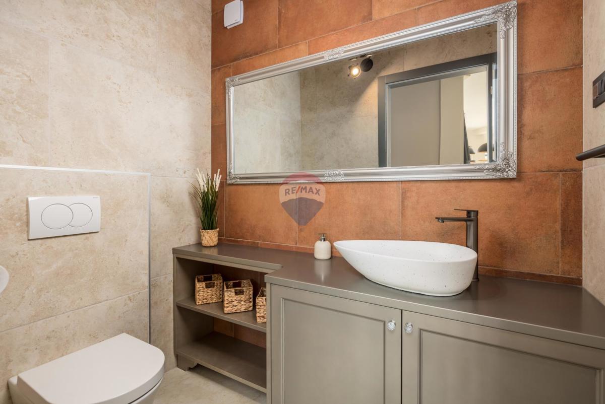 Hiša Zamask, Pazin - Okolica, 240m2