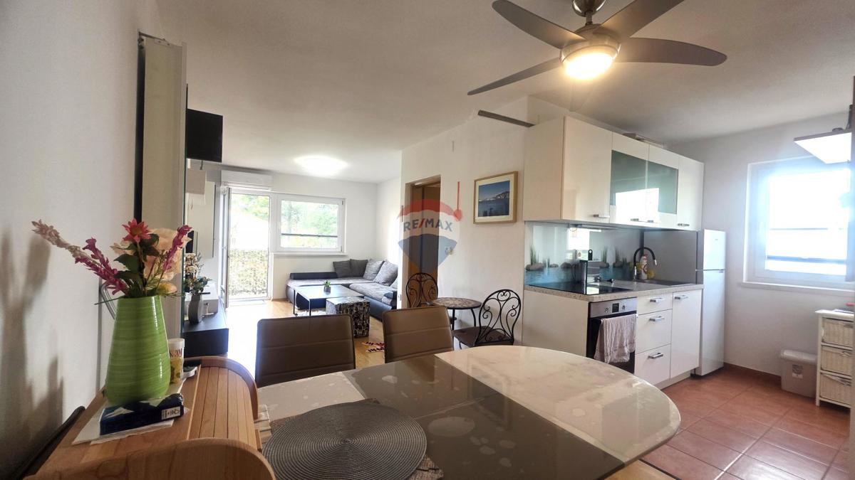 Istra, Karigador – Stanovanje 400 m od morja, balkon