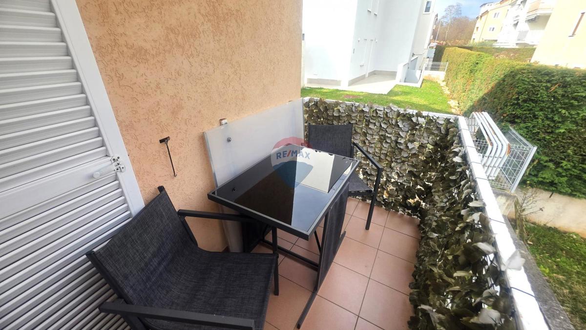 Istra, Karigador – Stanovanje 400 m od morja, balkon