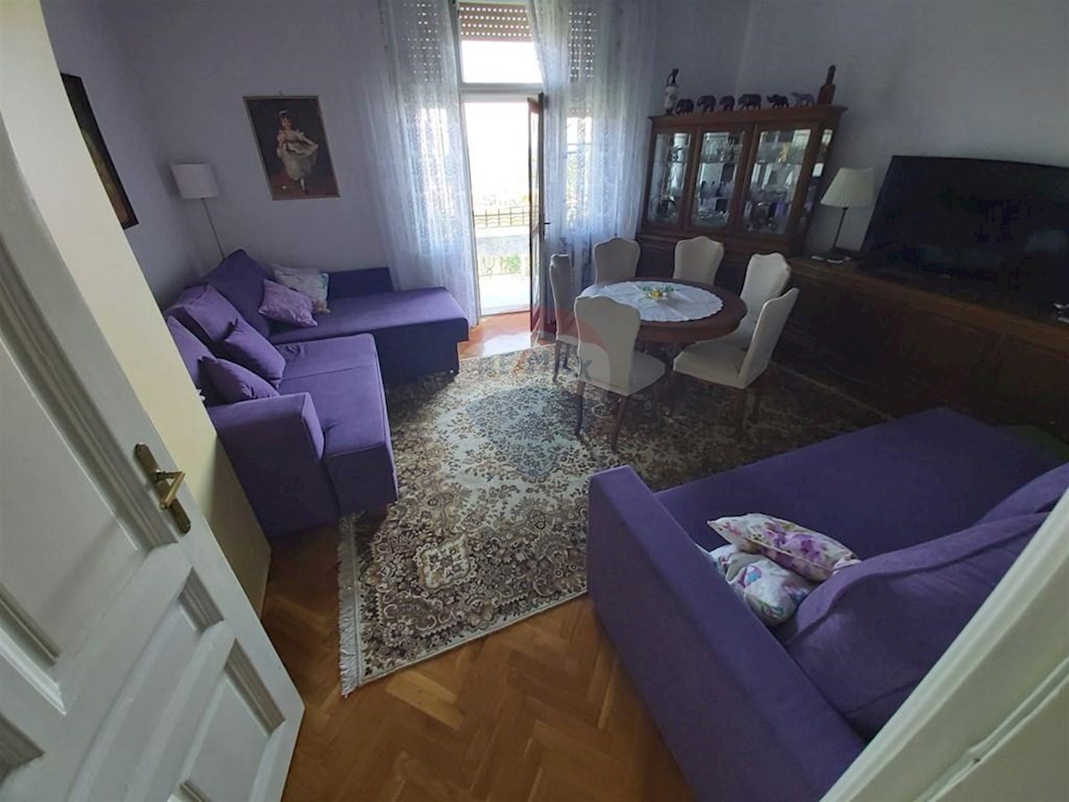 OPATIJA- apartma 55 m2, balkon, pogled na morje, 350 m od morja