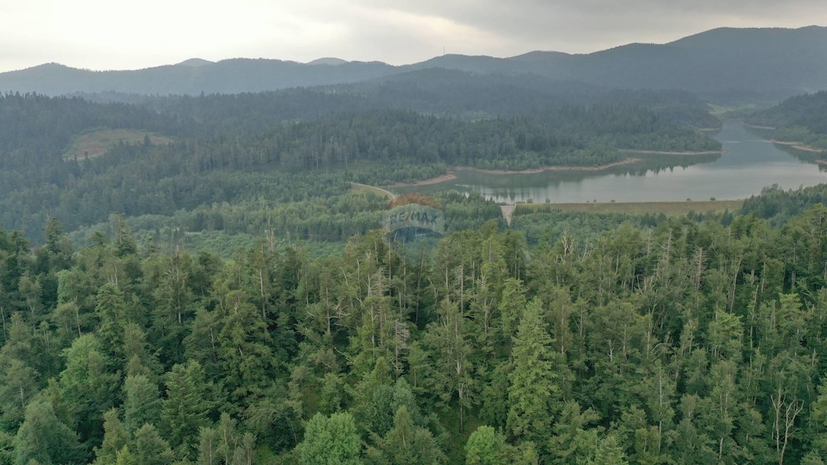 Stavbno zemljišče Fužine, 11.870m2