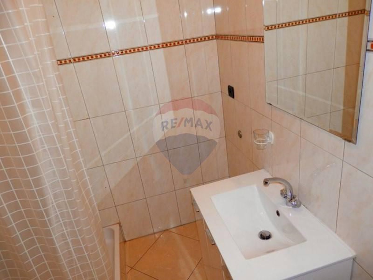 Hiša Pješčana Uvala, Medulin, 497m2