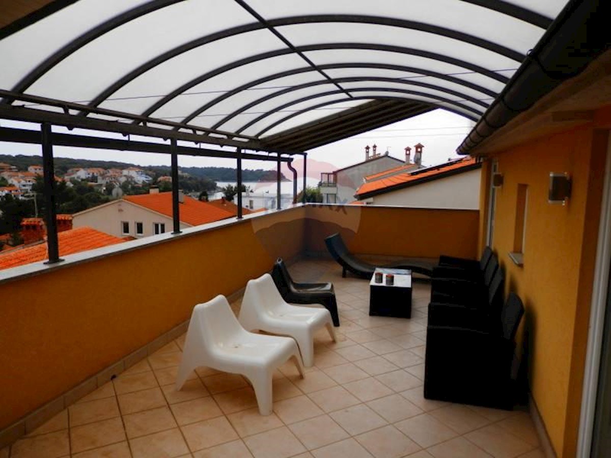 Hiša Pješčana Uvala, Medulin, 497m2