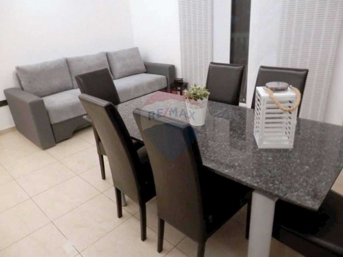 Hiša Pješčana Uvala, Medulin, 497m2