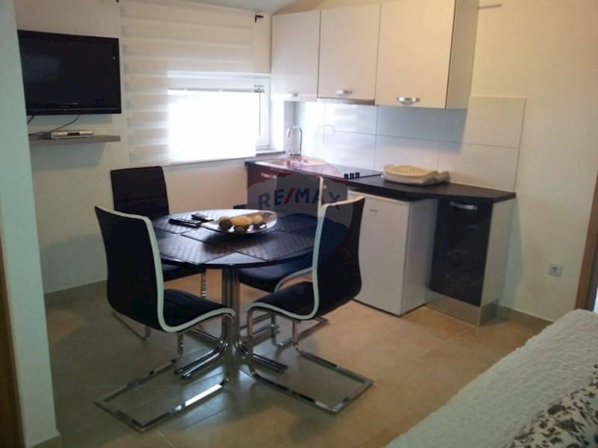 Hiša Pješčana Uvala, Medulin, 497m2