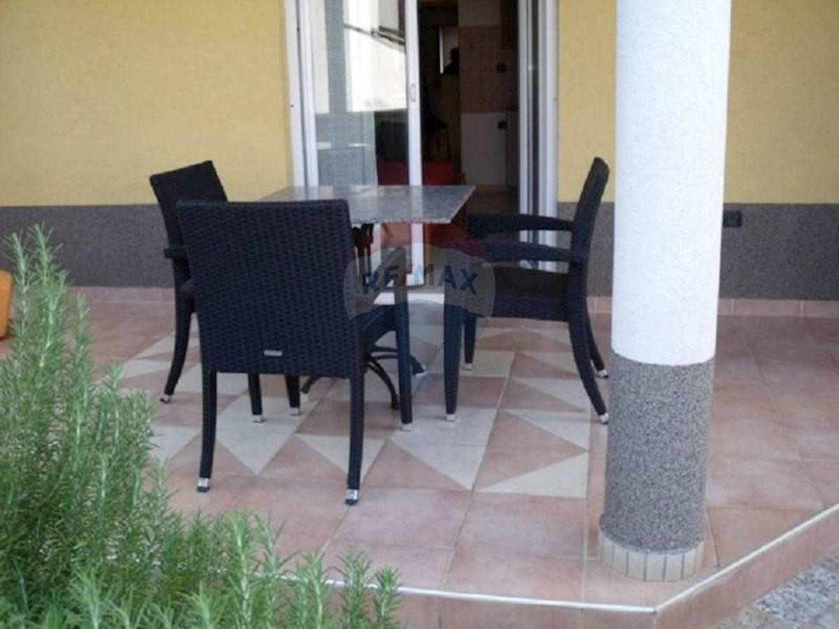 Hiša Pješčana Uvala, Medulin, 497m2