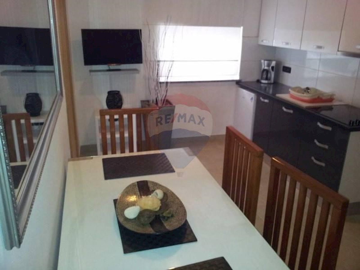 Hiša Pješčana Uvala, Medulin, 497m2