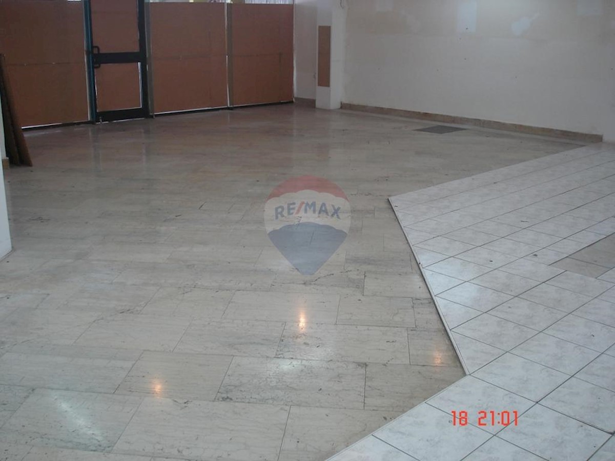 Poslovni prostori Centar, Pula, 117m2