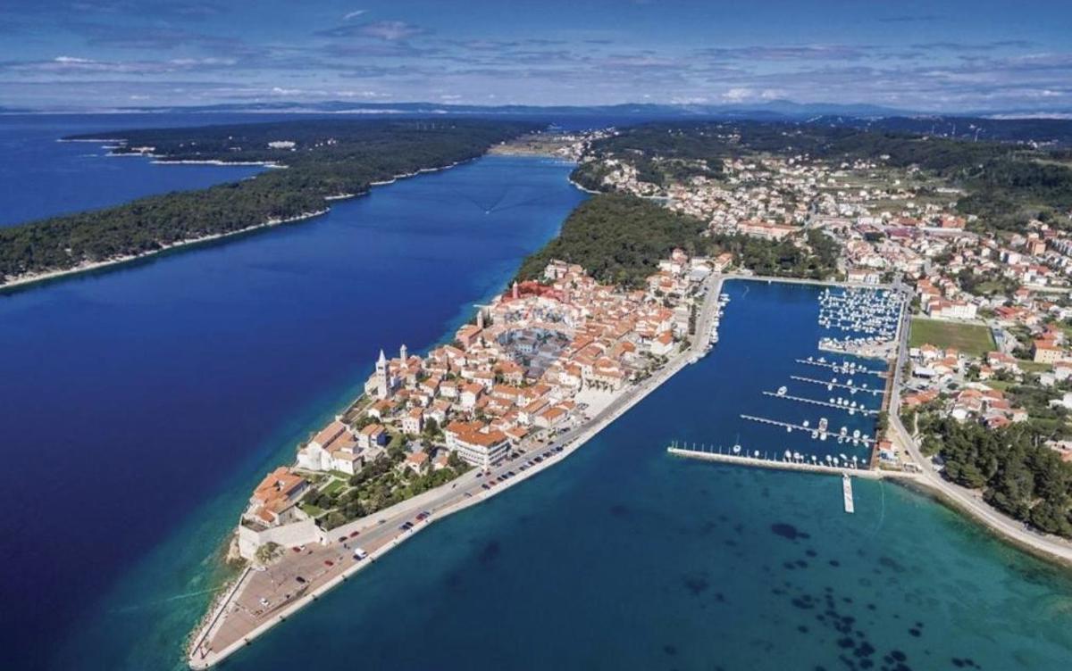 Hiša Supetarska Draga, Rab, 332m2