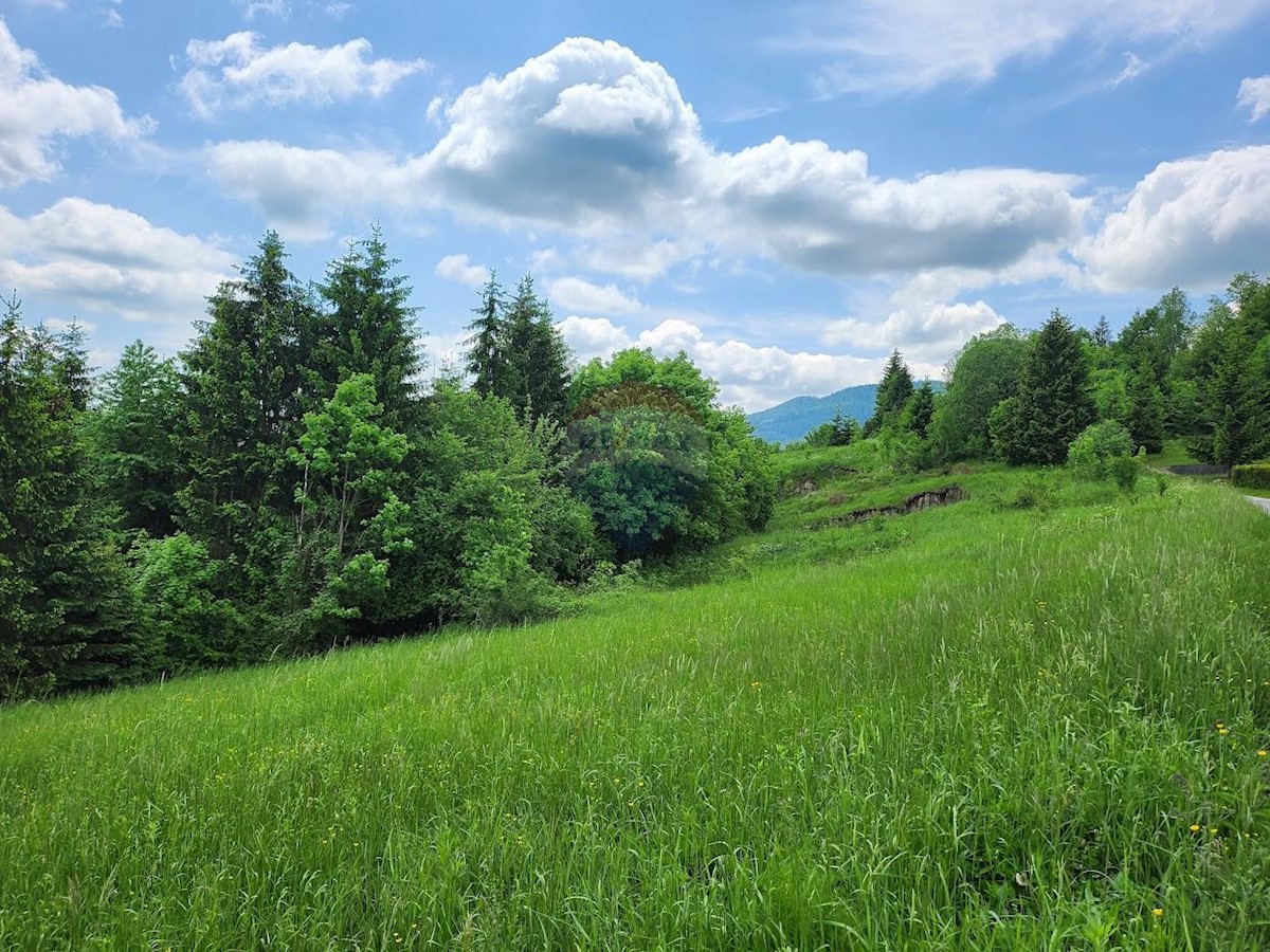 Stavbno zemljišče Vujnovići, Vrbovsko, 1.083m2