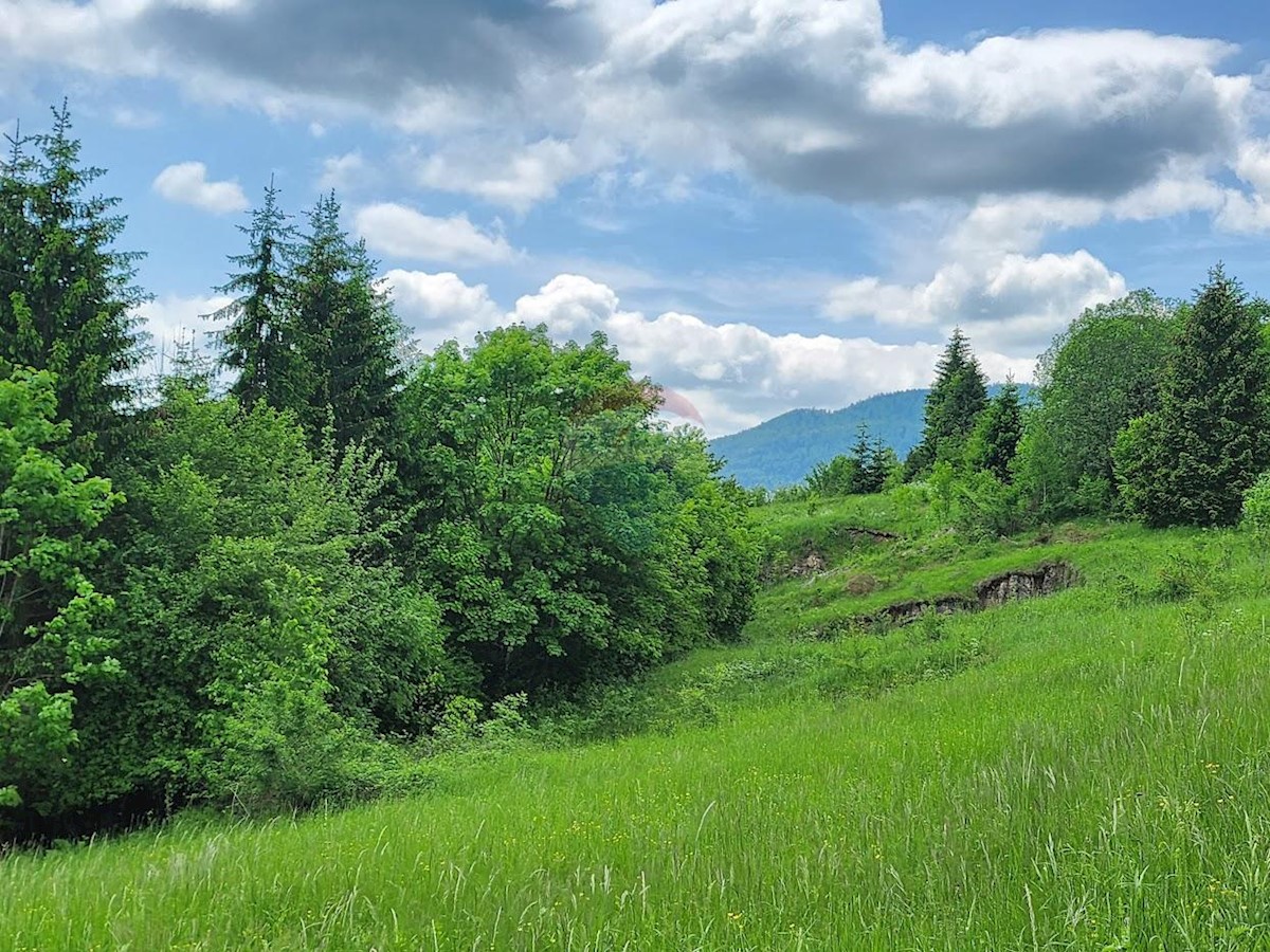 Stavbno zemljišče Vujnovići, Vrbovsko, 1.083m2