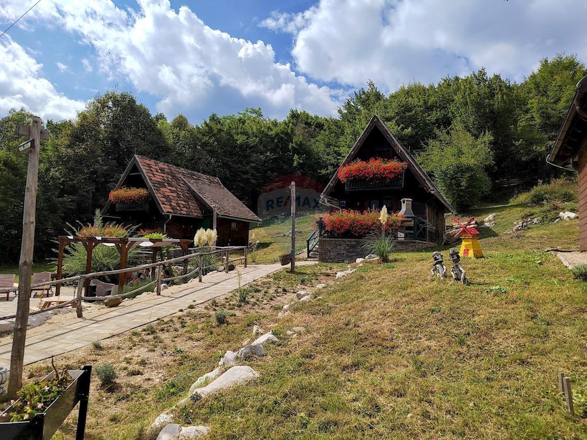 Korenica, Plitvička Jezera, 200m2