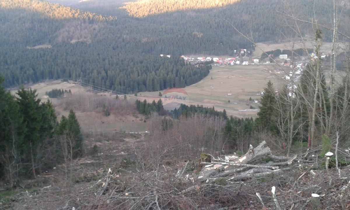 Stavbno zemljišče Sunger, Mrkopalj, 18.172m2