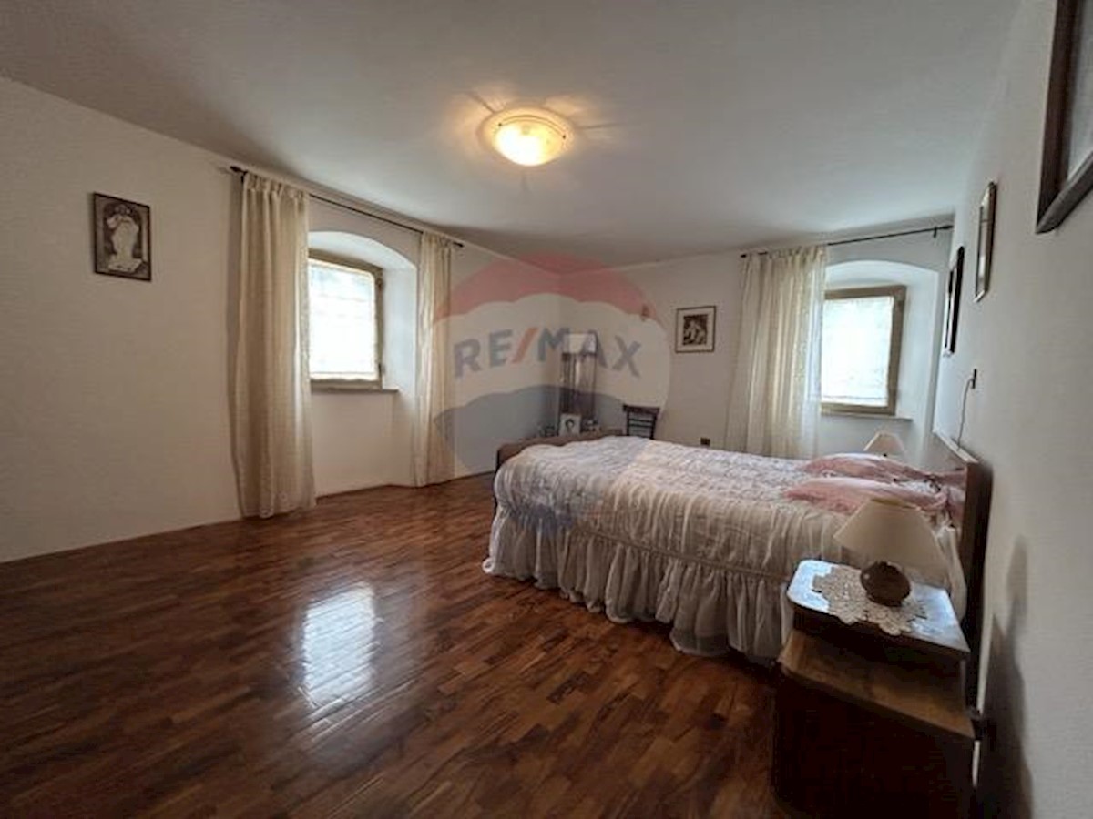 Hiša Rovinjsko Selo, Rovinj, 258,10m2