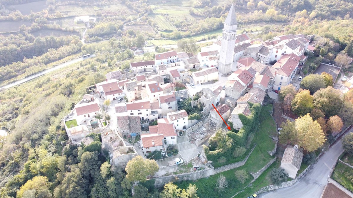 ISTRIA, PIĆAN - Ruin for reconstruction, 111 m2