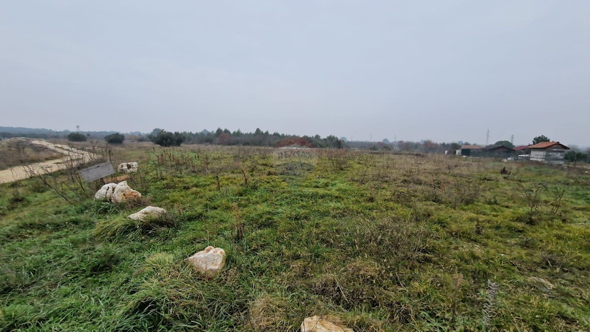 Stavbno zemljišče Fažana, 5.600m2