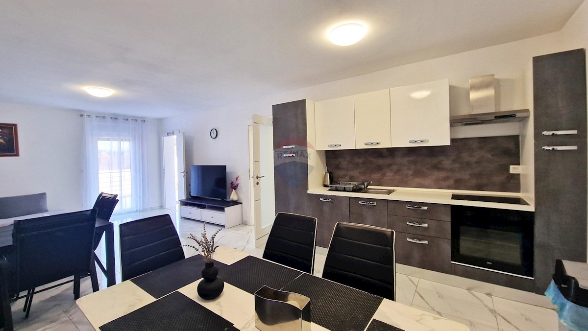 Stanovanje/Apartma Umag, 65m2