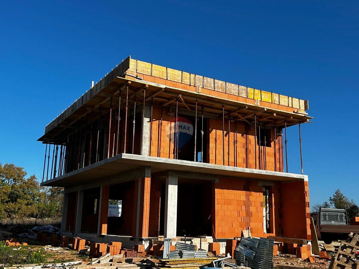 Hiša Kanfanar, 182m2