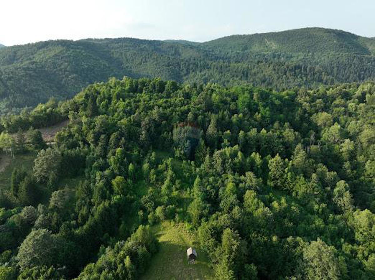 Stavbno zemljišče Vrbovsko, 1.000m2