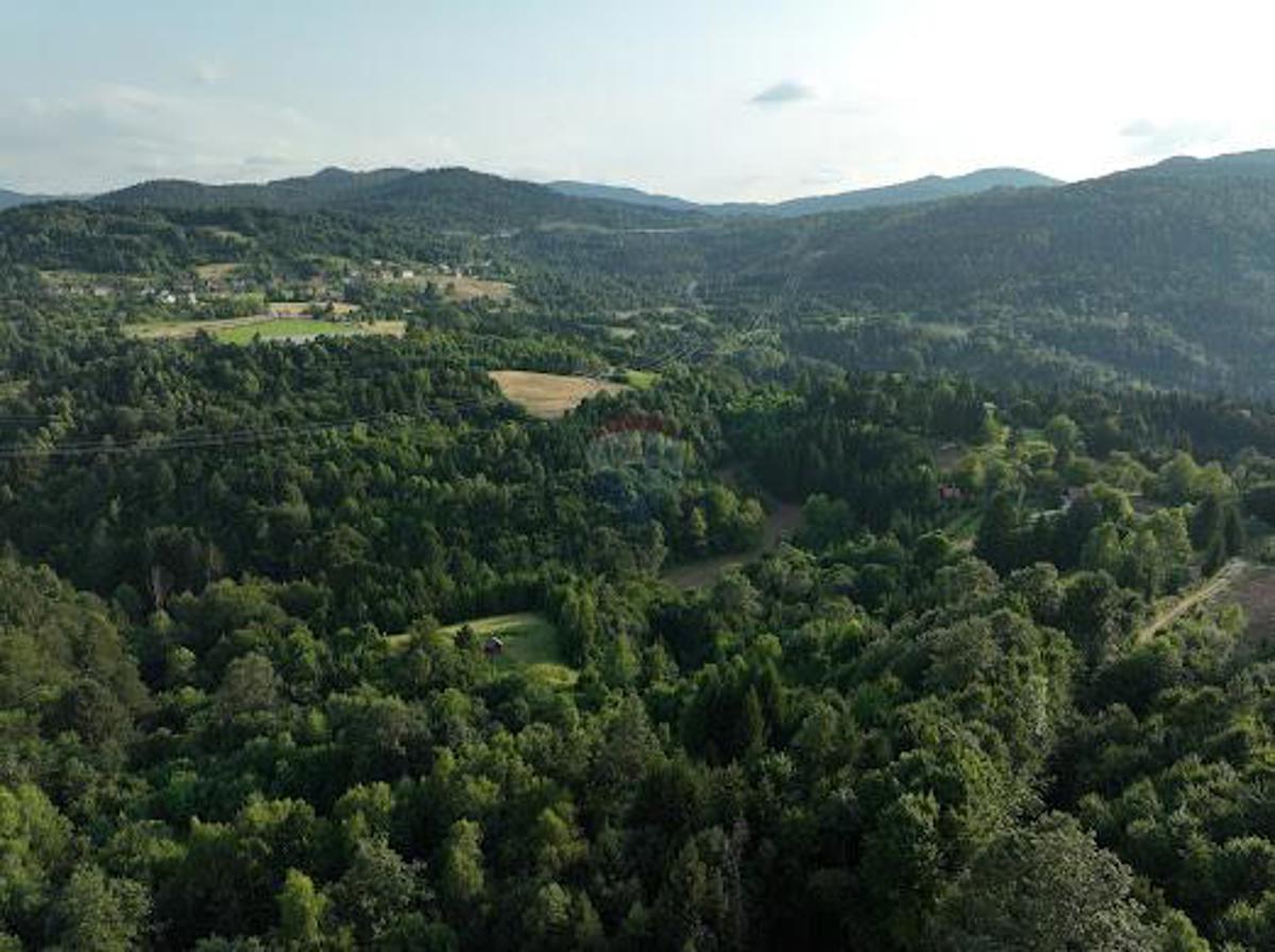 Stavbno zemljišče Vrbovsko, 1.000m2