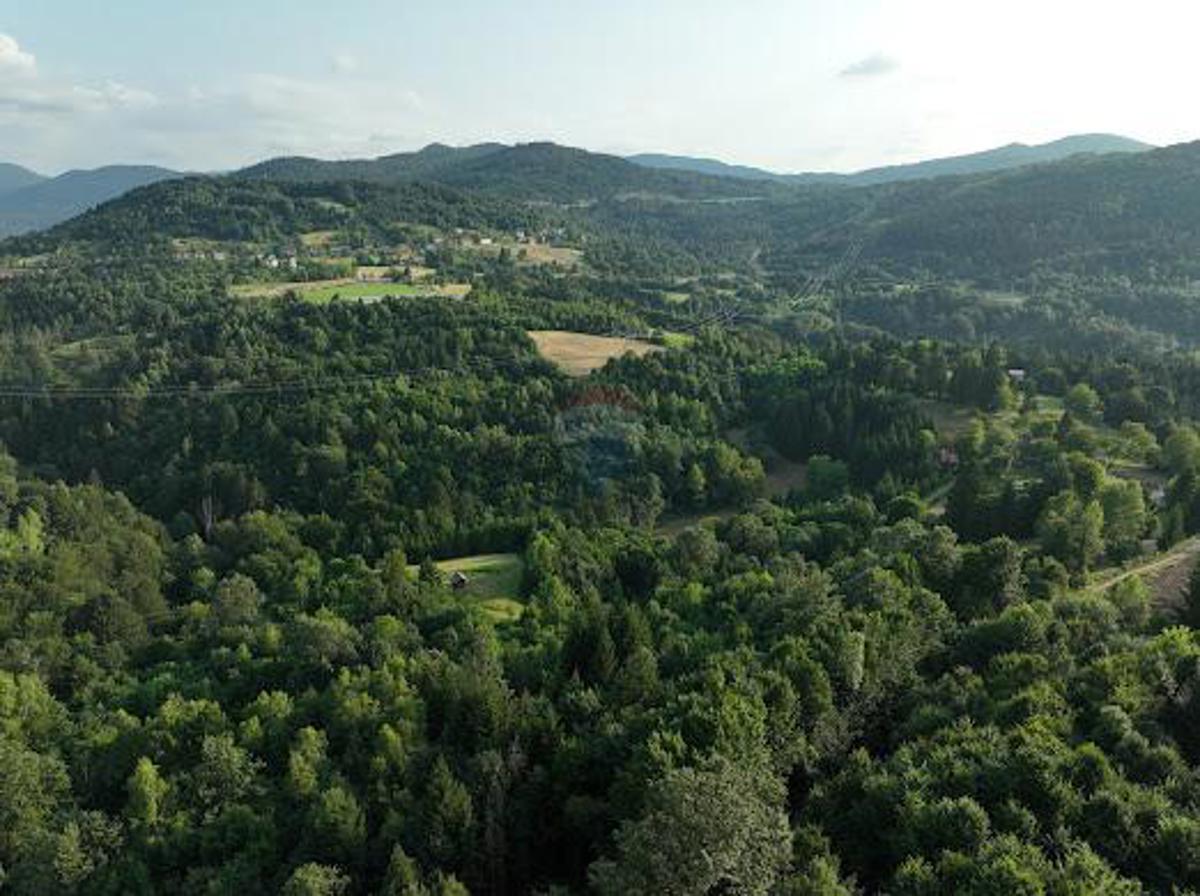 Stavbno zemljišče Vrbovsko, 1.000m2