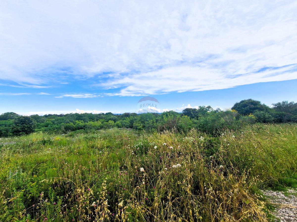 Stavbno zemljišče Vintijan, Medulin, 1.150m2