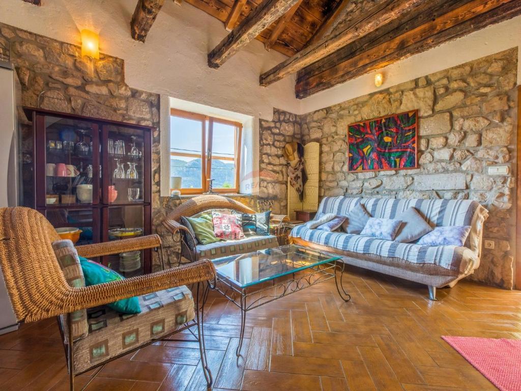 Hiša Tribalj, Vinodolska Općina, 130m2