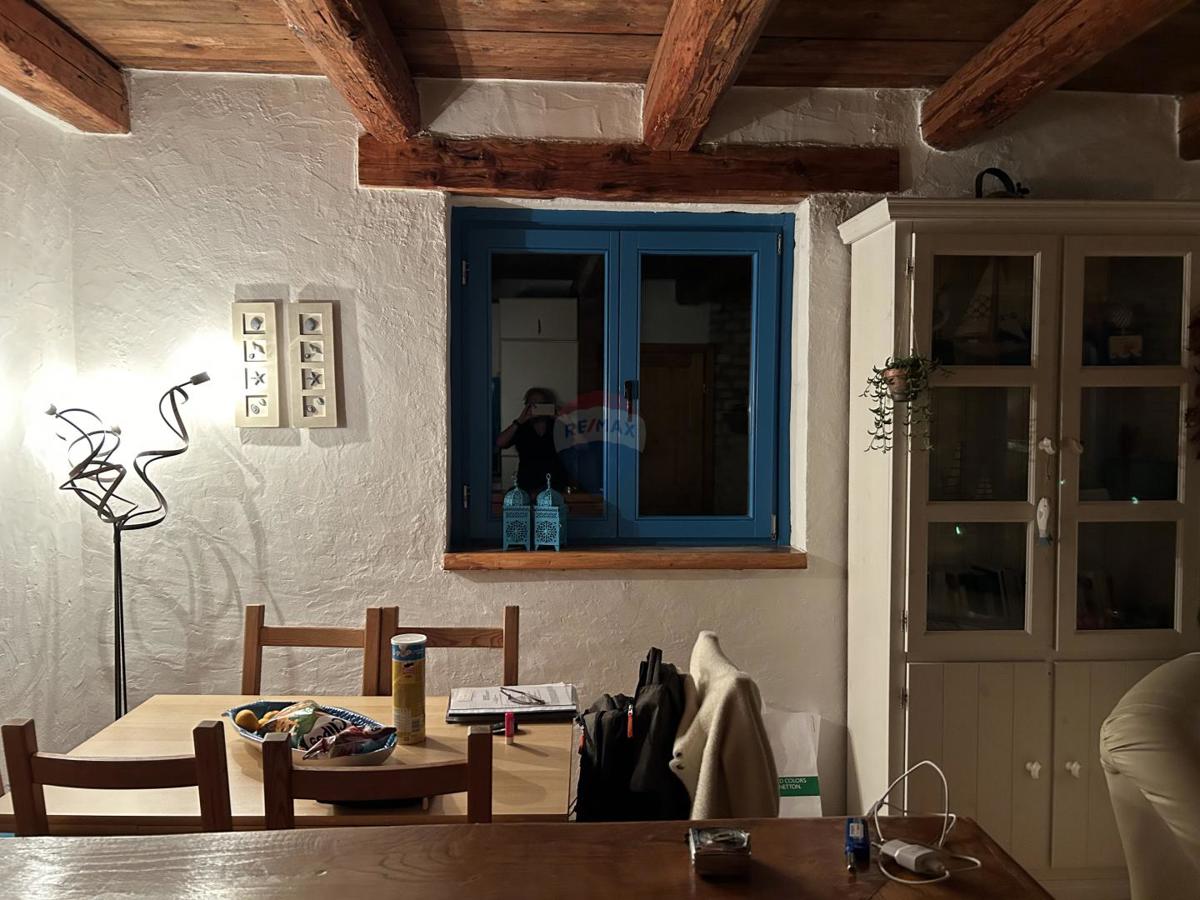 Hiša Kaštelir, Kaštelir-Labinci, 130m2