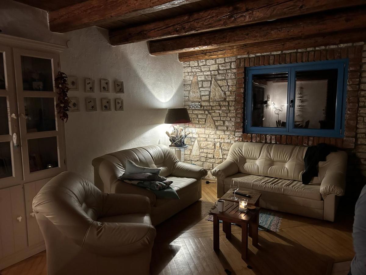 Hiša Kaštelir, Kaštelir-Labinci, 130m2