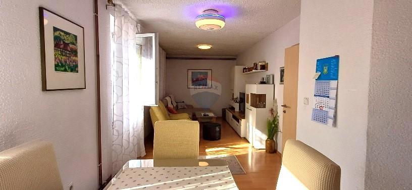 Istra, Pula center-stanovanjsko-poslovna stavba, 165m2