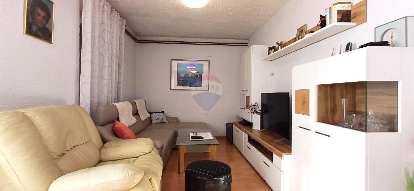 Istra, Pula center-stanovanjsko-poslovna stavba, 165m2
