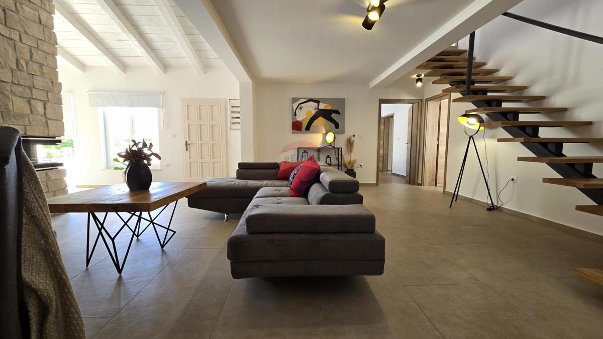 Hiša Jadranovo, Crikvenica, 200m2