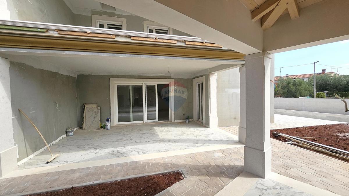 Hiša Momjan, Buje, 173,41m2