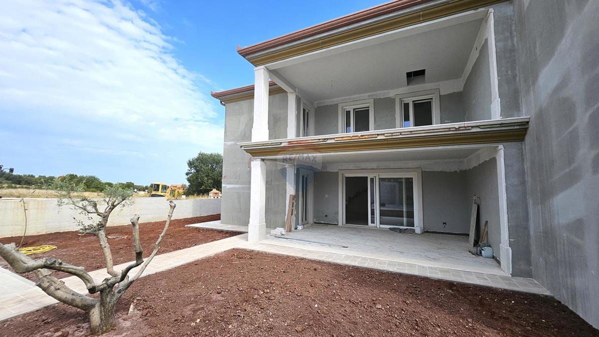 Hiša Momjan, Buje, 173,41m2