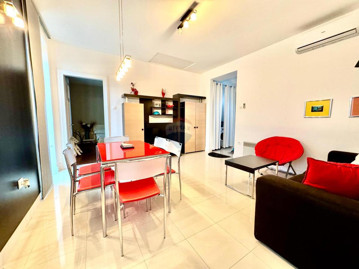 Hiša Crikvenica, 302m2