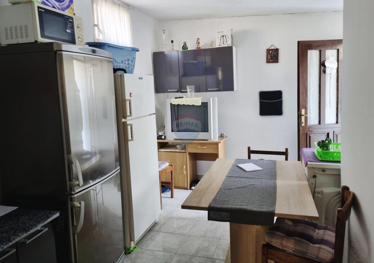 Pula, Veruda – enosobno stanovanje, 43m²