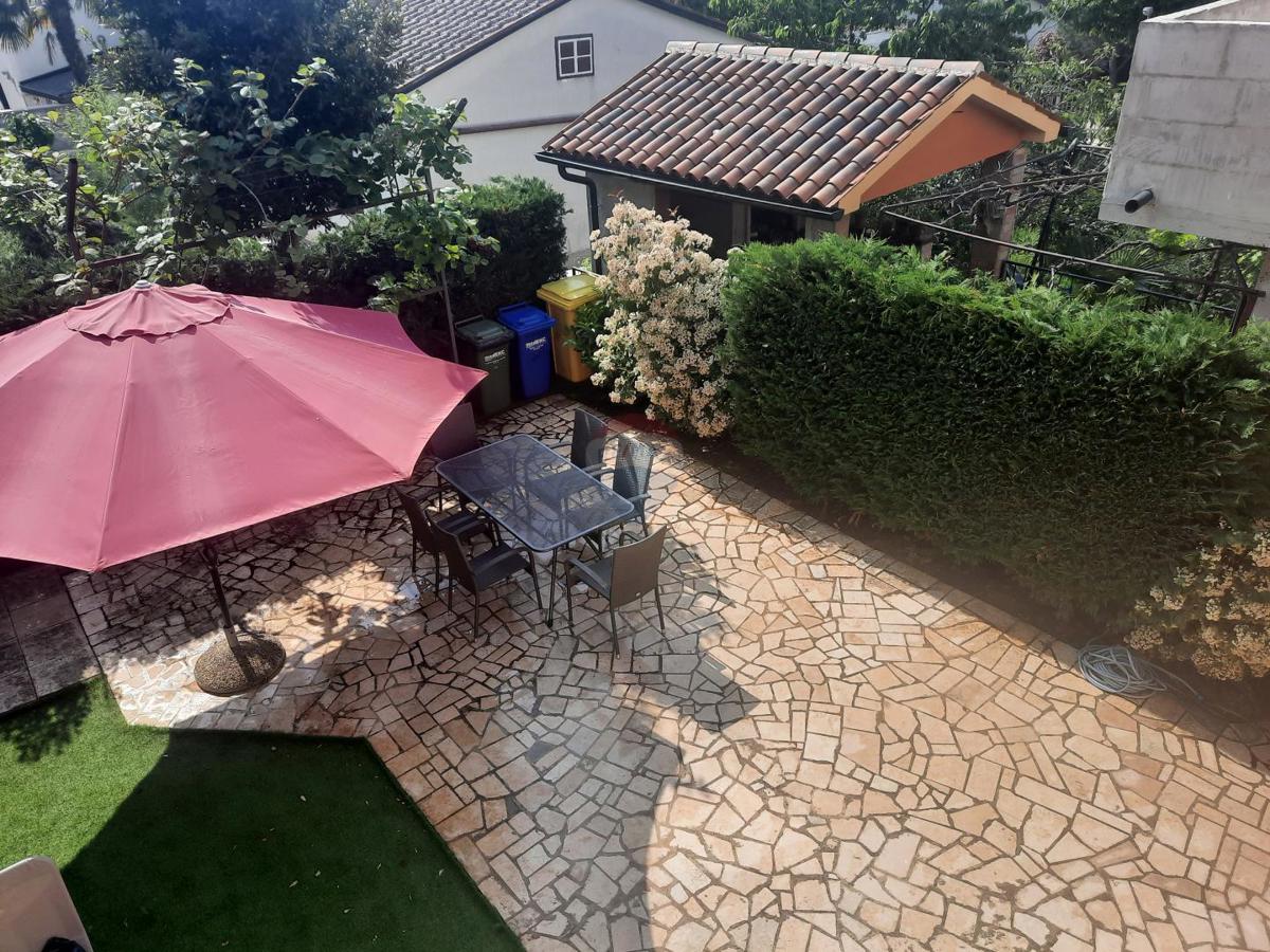 Hiša Pješčana Uvala, Medulin, 100m2