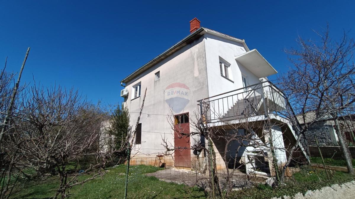Istra, Hiša Bokordići, Svetvinčenat, 200m2